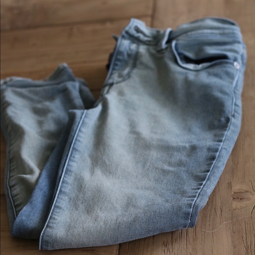 Free people 7/8 length jeans. Size 27